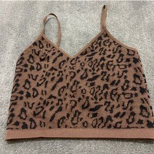 CROPPED TANK TOP